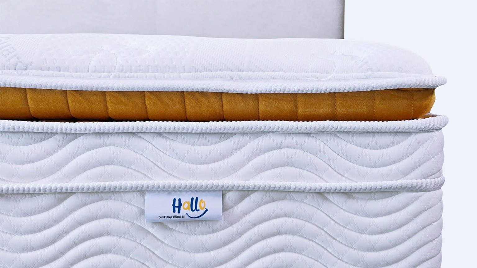 Front view of Hallo Premium Gold mattress